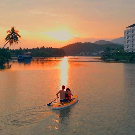 แชมปา ไอแลนด์ นาตรัง รีสอร์ต โฮเต็ล แอนด์ สปา Hotel ญาจาง ภายนอก รูปภาพ
